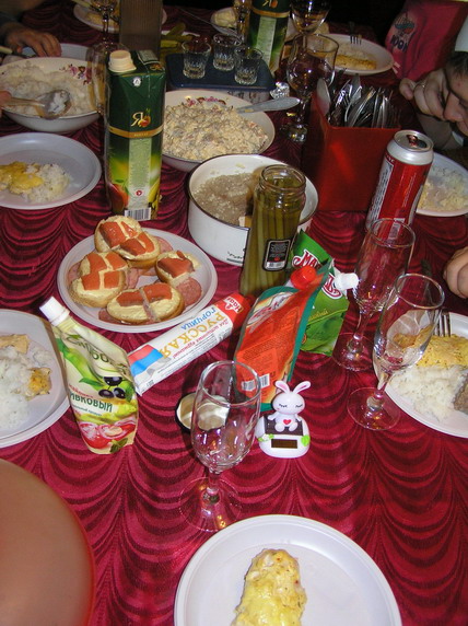 праздничный стол на даче