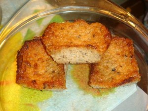 Пудинг из ячневой крупы с сухофруктами в силиконовых формочках