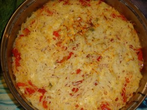 Запечёные макароны с брынзой и лечо