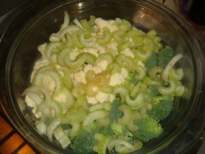 Овощи на пару Брокколи цветная капуста сельдерей в пароварке