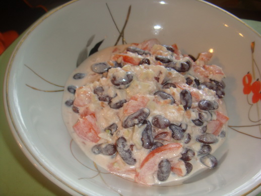 Салат из фасоли
