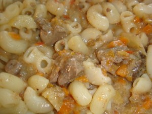 Субпродукты в соусе с рожками