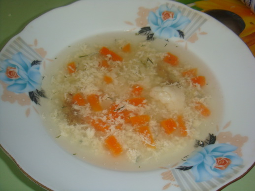 Куриный суп с рисом и сметаной