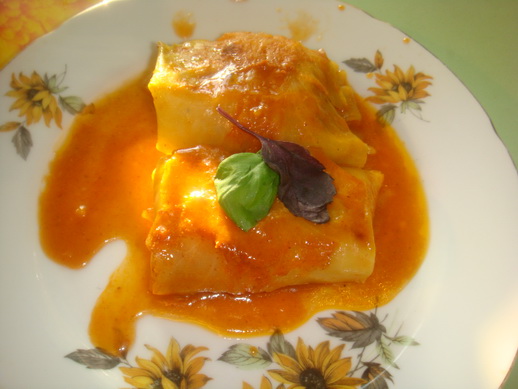 Овощные голубцы с булгуром в соусе