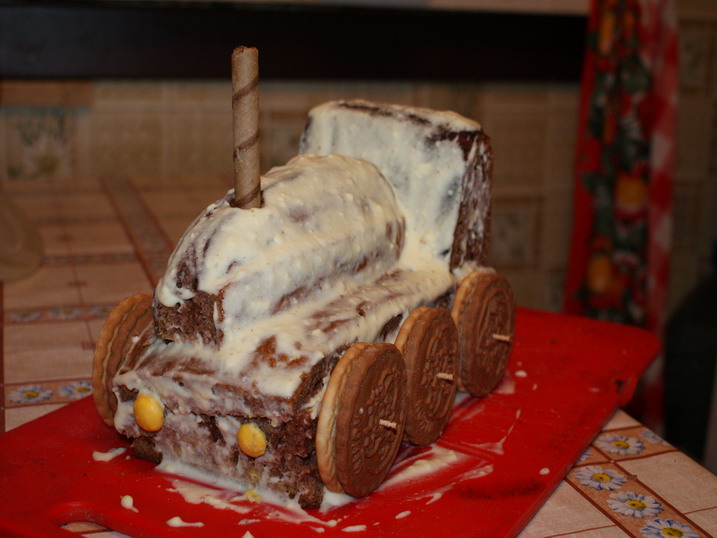 Торт "Паровозик" Торт "Паровозик"