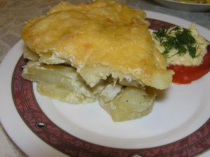 рыба, запеченая с картошкой рыба, запеченая с картошкой