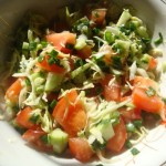 Салат из помидоров, огурцов, лука и капусты