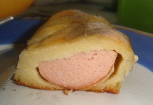 Сардельки в картофельном тесте