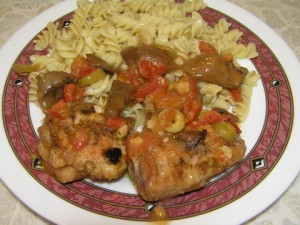 курица с маслинами