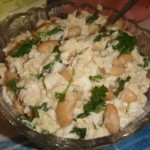 Салат куиный с фасолью