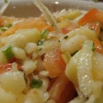 Салат с помидорами и кольраби